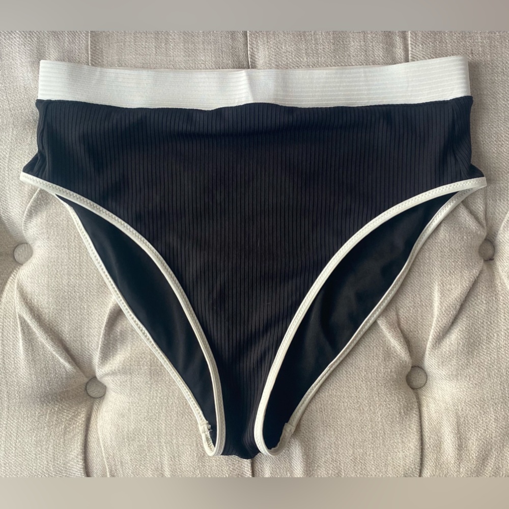 High Wasted Swim Suit Bottoms